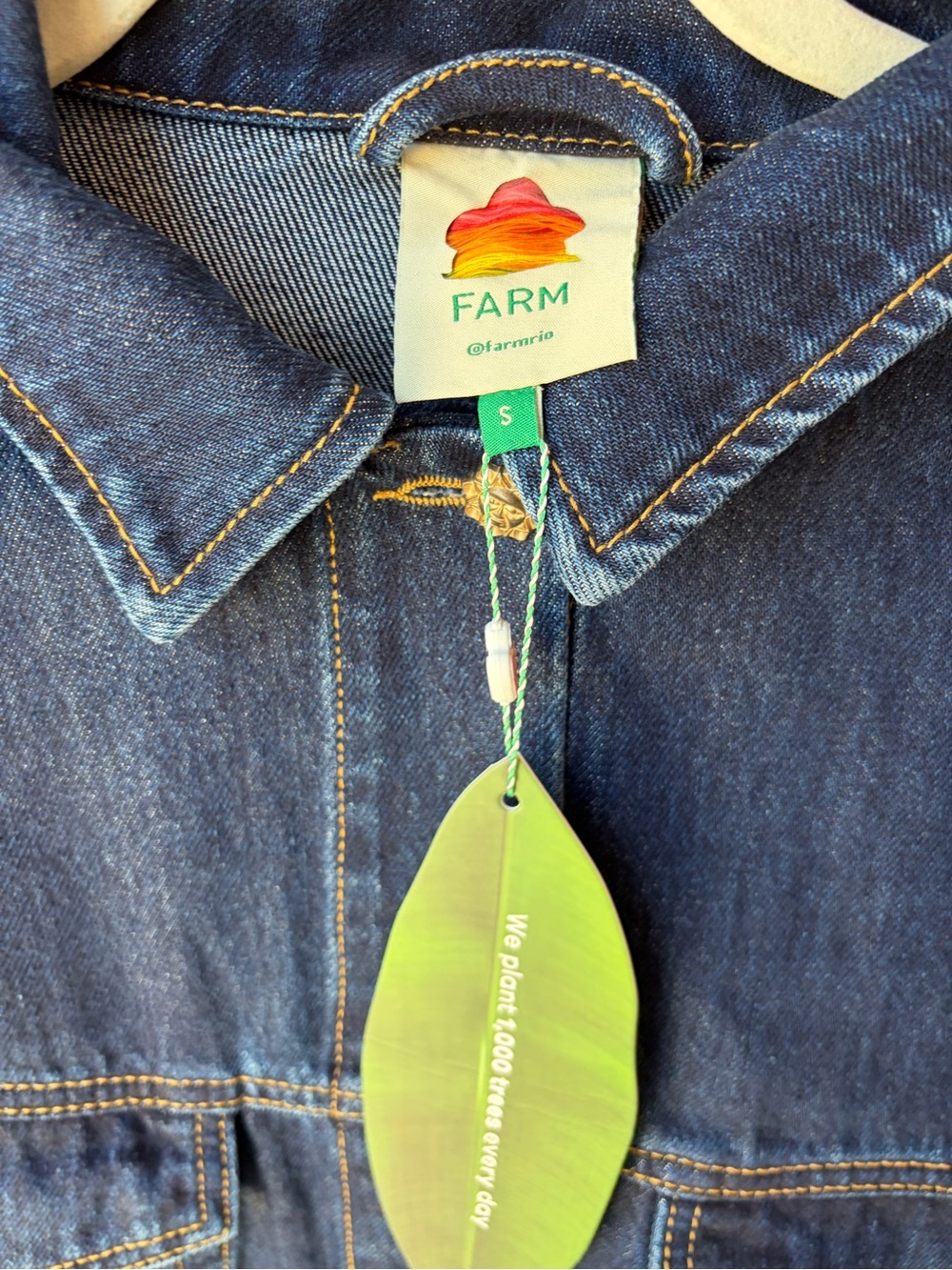 Farm Rio: Basic Jacket with Fancy Buttons - Picture 11 of 11